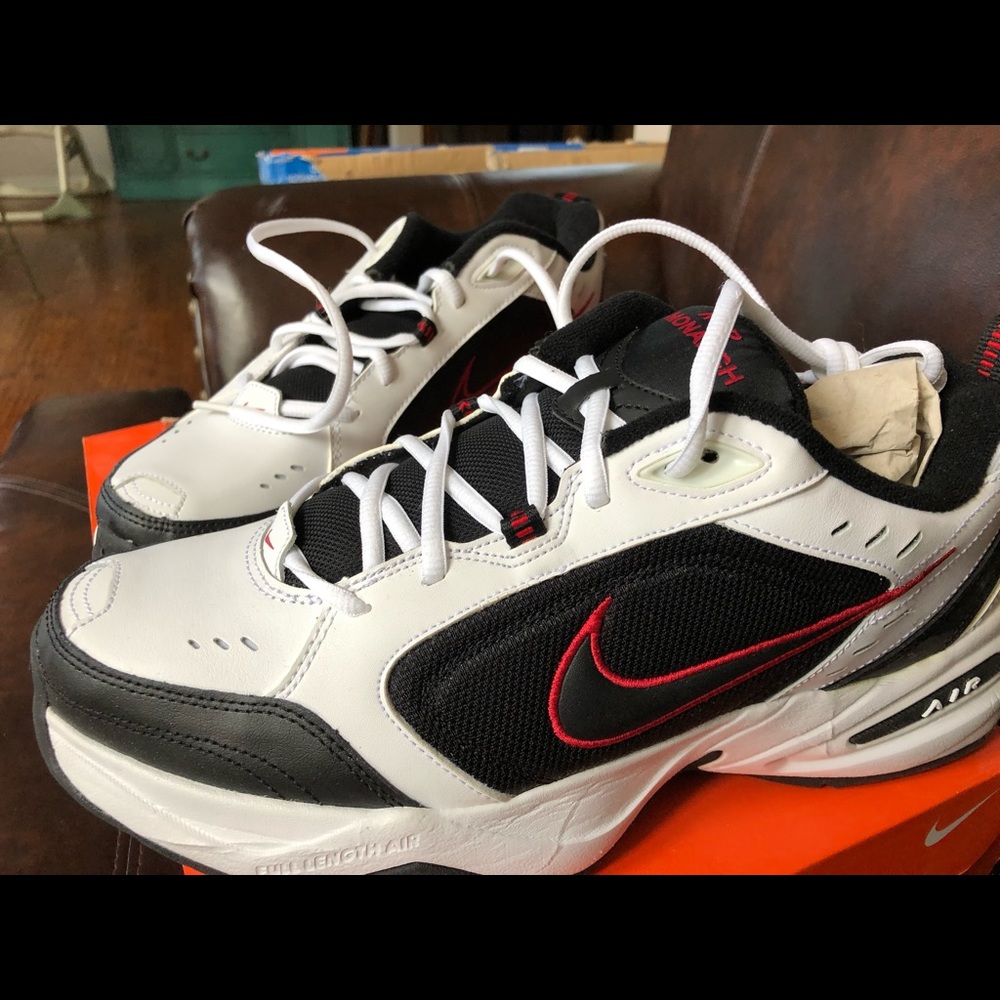 Men’s athletic shoes